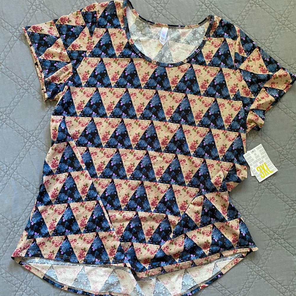 Lularoe 3XL Women’s Classic Tee Shirt